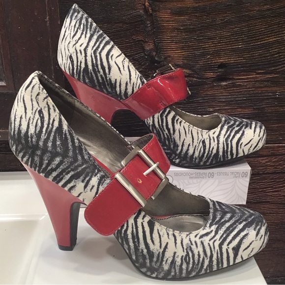Fergalicious Celeste Patent Pump Zebra Print Leather Red High Heel Shoe SZ 7.5 - Picture 3 of 15